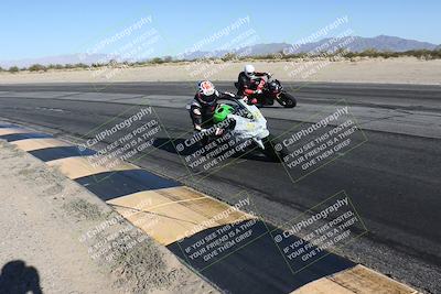 media/Dec-01-2025-Moto Forza (Mon) [[2daa91e15f]]/2-Intermediate Group/Session 4 (Turn 10 Inside)/